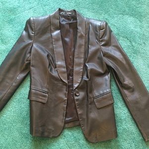 Elegant leather jacket